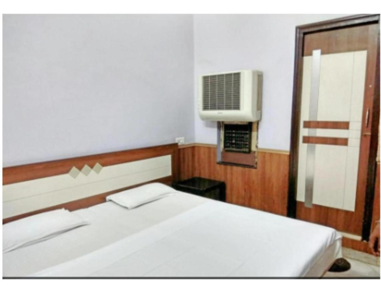 Hotel Basera Guest House, Saharanpur Zewnętrze zdjęcie